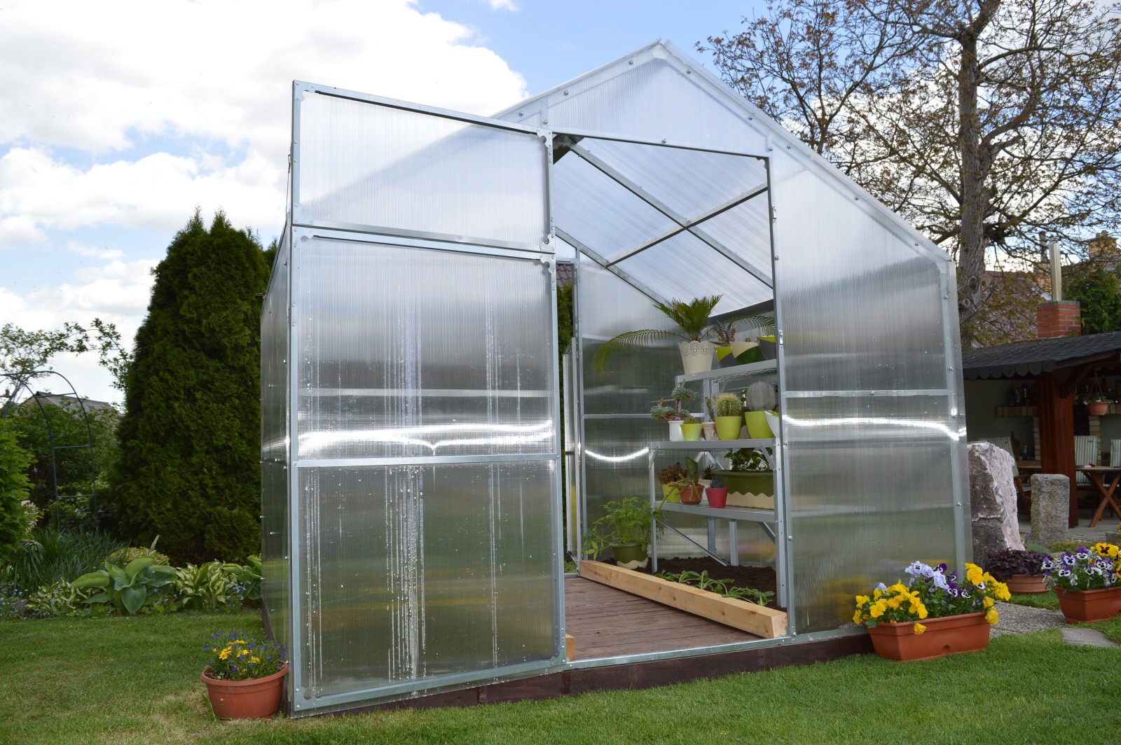 Polykarbonátový skleník LANITPLAST